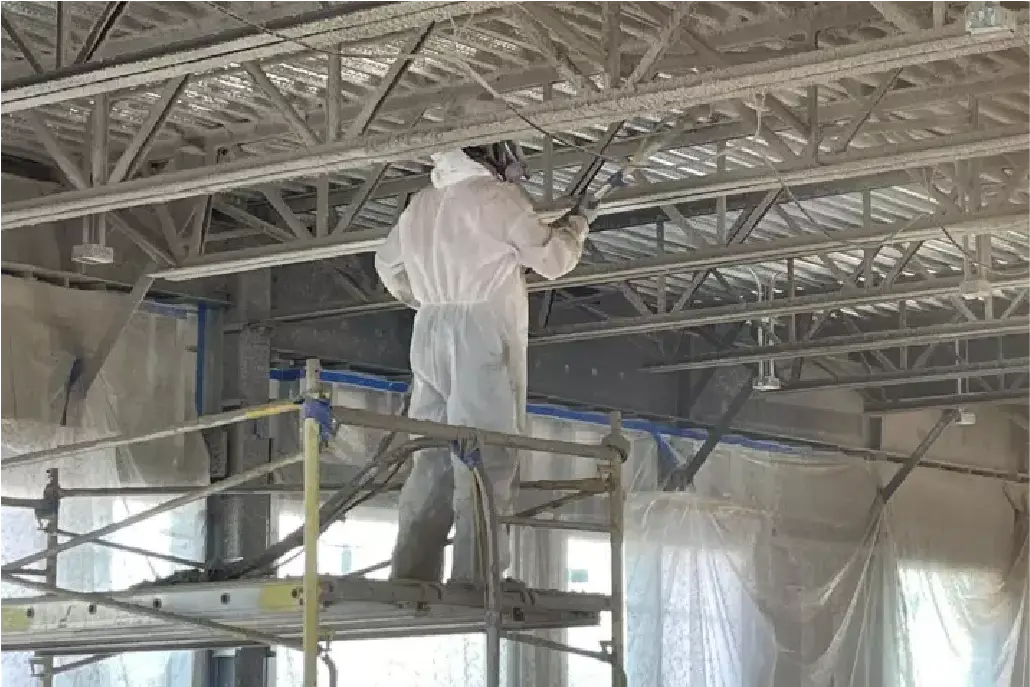 Équipe professionnelle en chantier