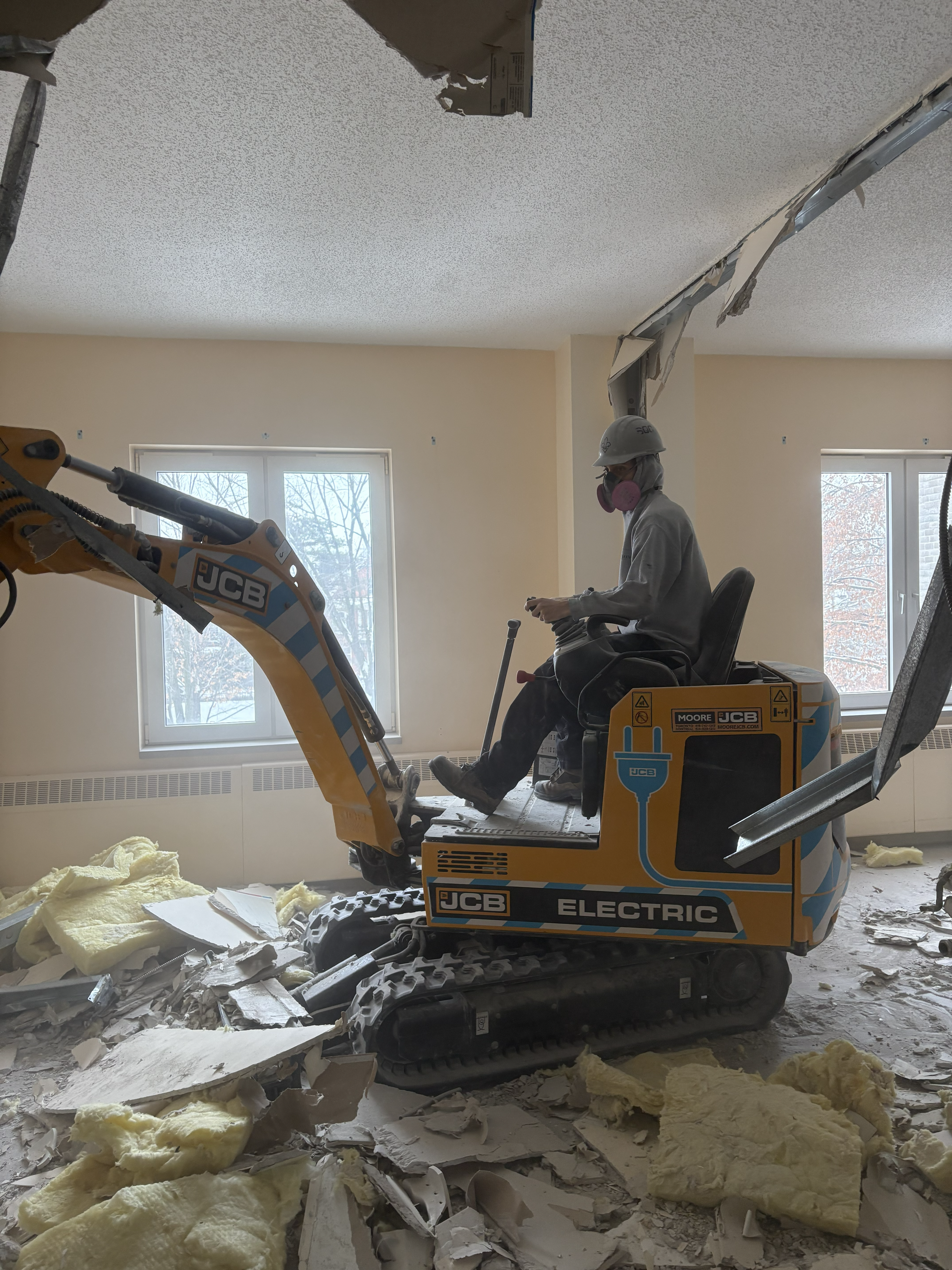 Chantier de démolition et dégarnissage — INF inc.